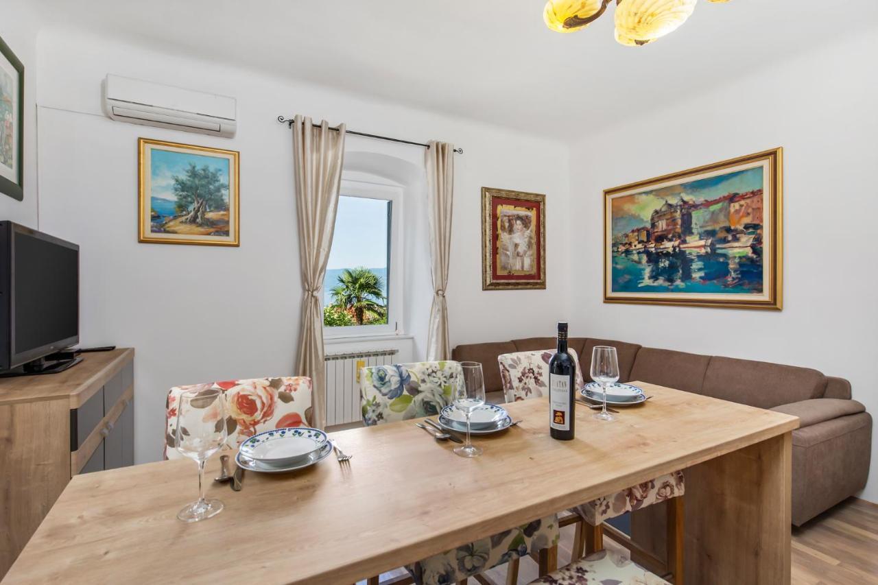 Villa Carolina Rijeka Eksteriør bilde